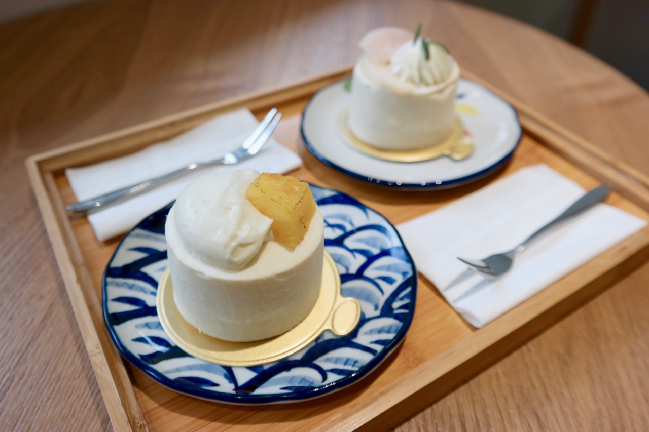 Nagi-pineapple-and-coconut-mousse