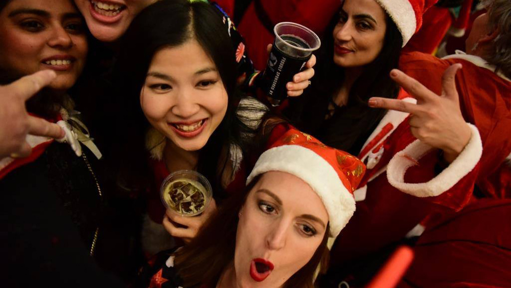 santa-pub-crawl-2017-76.jpg