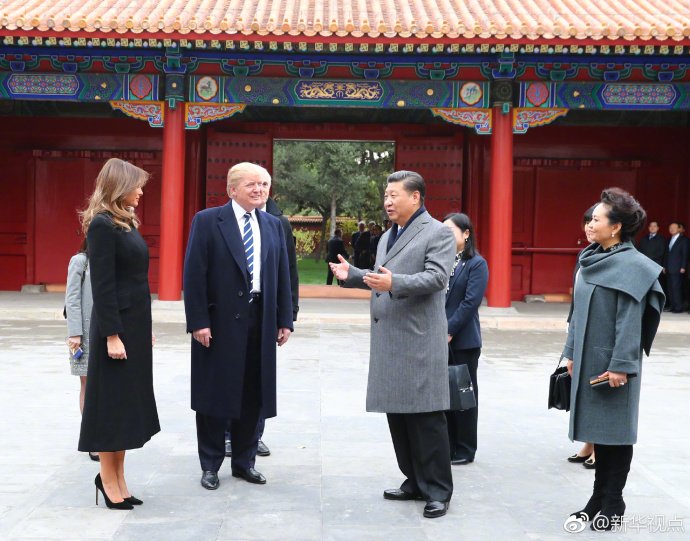 Donald Trump and Melania Trump tour the Forbidden City in Beijing with Peng Liyuan and Xi Jinping
