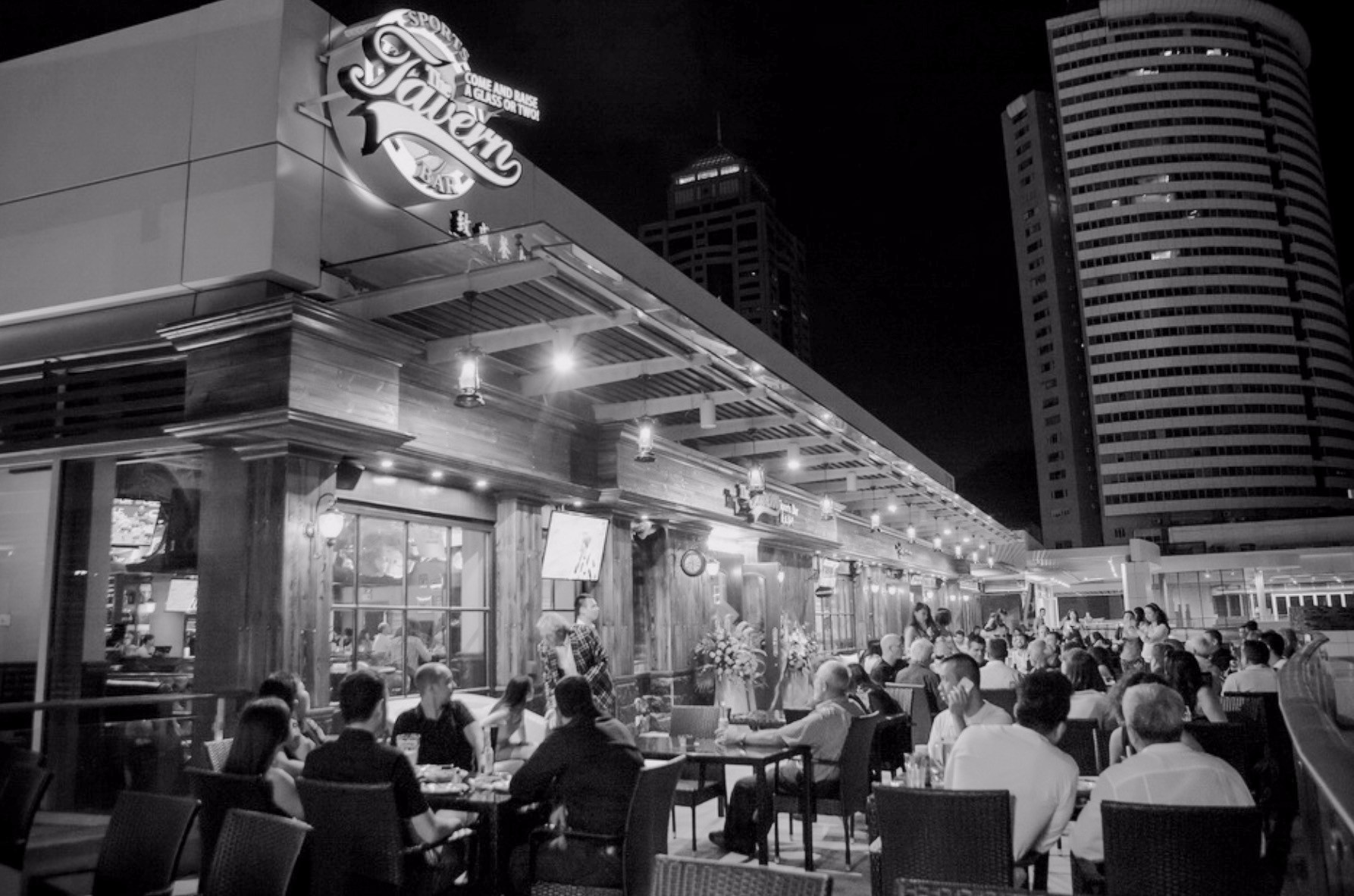 the-tavern-shenzhen-closures-2017.jpg
