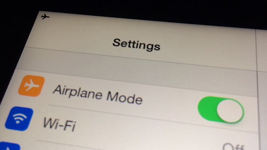 You Can Now Use Your Phone During Flights on Chinese Airlines