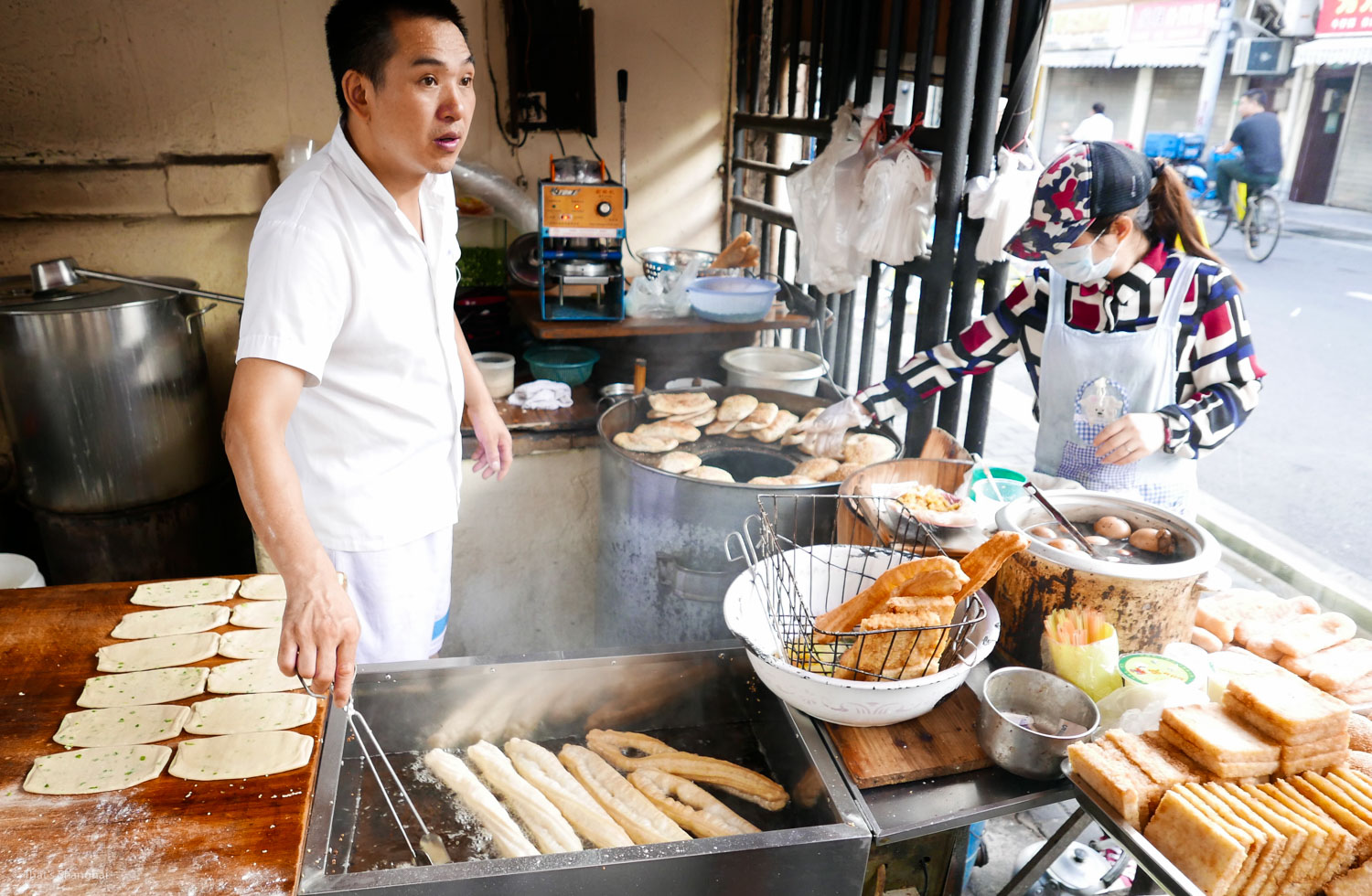 Inside Shanghai's Early Morning Street Breakfast Market