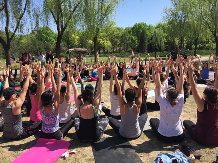 201804/yoga-in-the-park.jpg