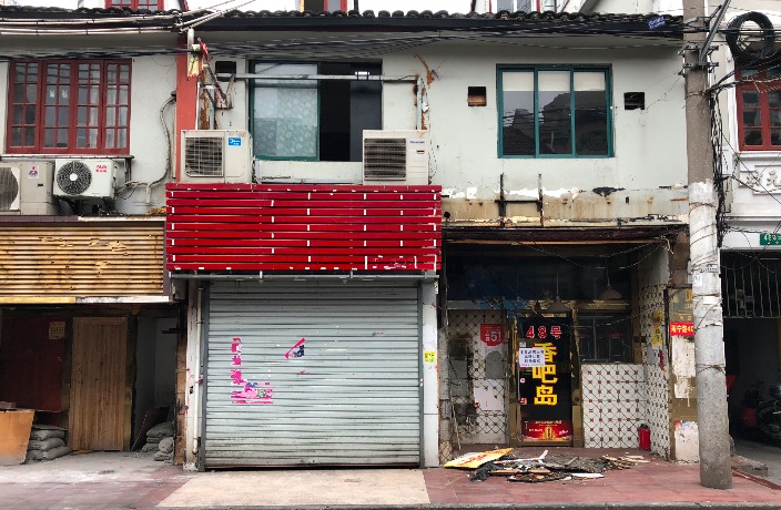 Snapshots of Shanghai's Disappearing Laoximen Neighborhood