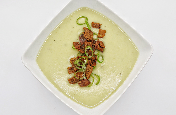 Veggie Mama's Creamy Vegan Potato Leek Soup Recipe