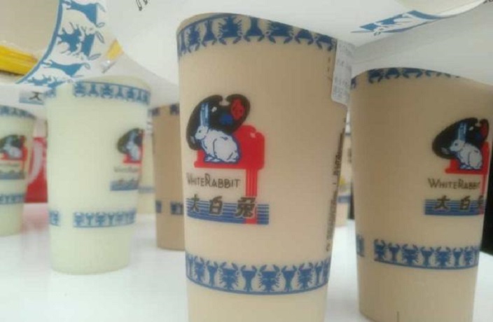Shanghai Goes Crazy for Its First White Rabbit Bubble Tea Shop