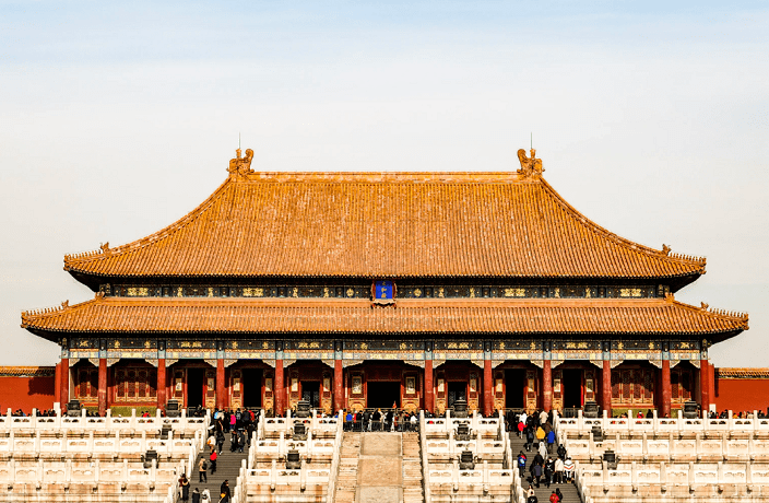 Apology Issued Over Car Incident at Forbidden City Grounds