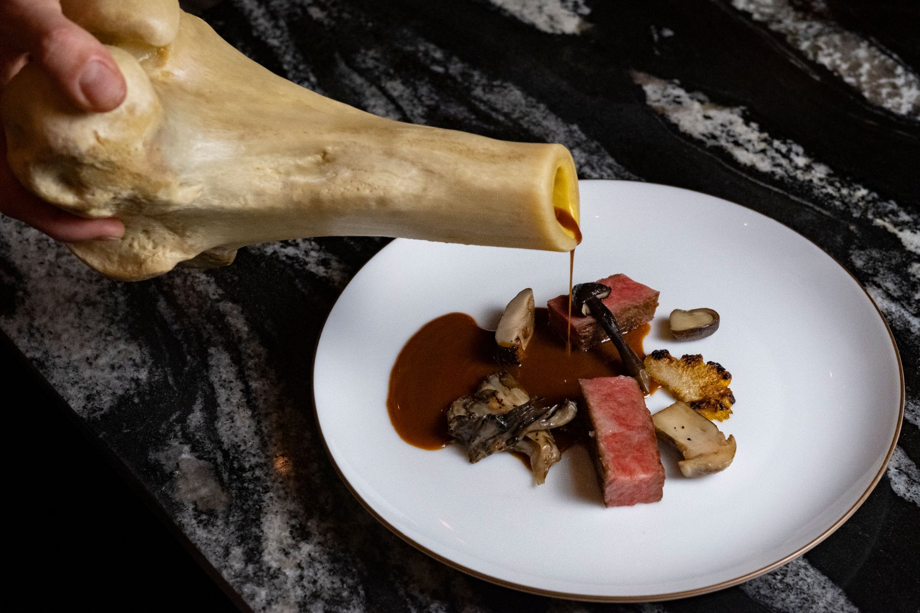 AUSTRALIAN-WAGYU---ynnan-mush-room-scured-in-baijiu-lees---bo-e-marrow-jus_3-1-.jpg