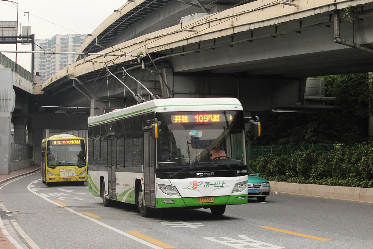 Guangzhou_Bus_No.109.jpg