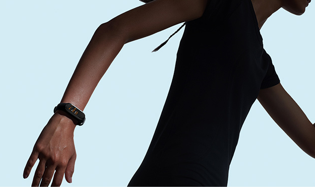 Meet Your Workout Goals with This Awesome Fitness Tracker