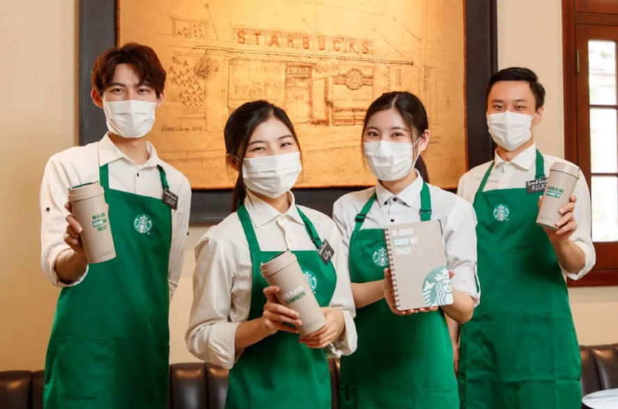 starbucks-staff.jpg