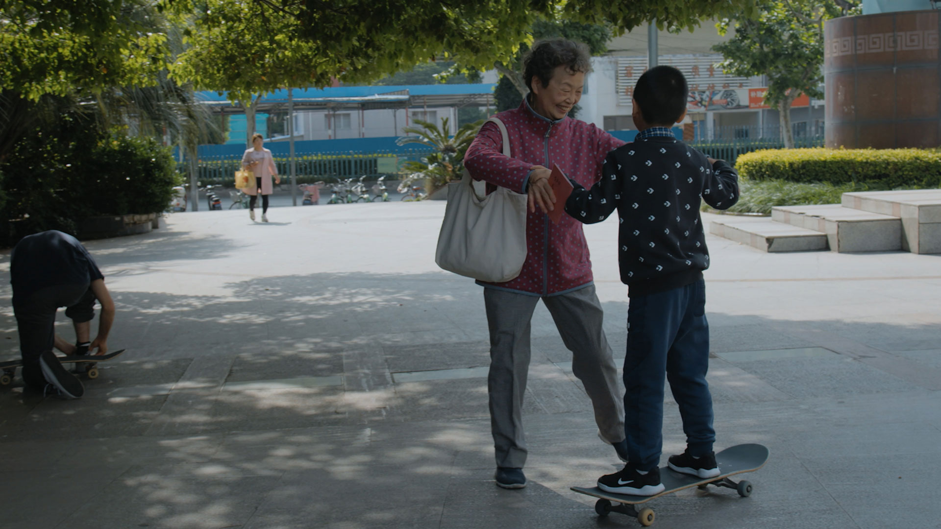 grandma-skating.jpg