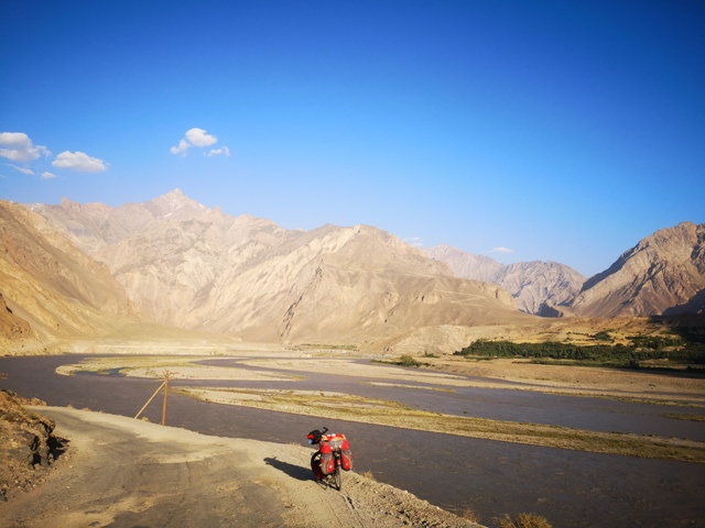 Tajikistan-2.jpg