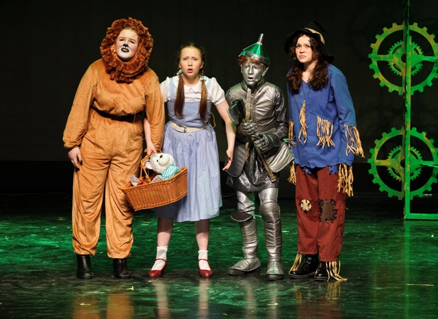Dulwich-Pudong---The-Wizard-of-Oz-Main-characters.jpg