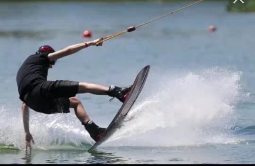 wakeboarding-sanya-hainan.jpeg