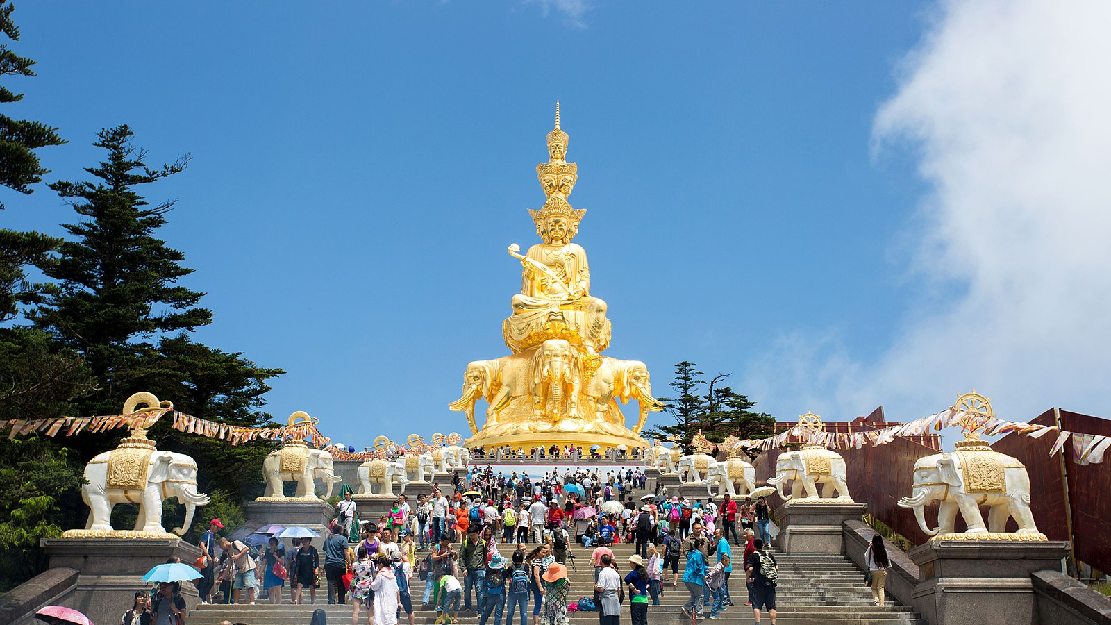 1600px-Statue_of_Samantabhadra_on_Mount_Emei-_China.jpg