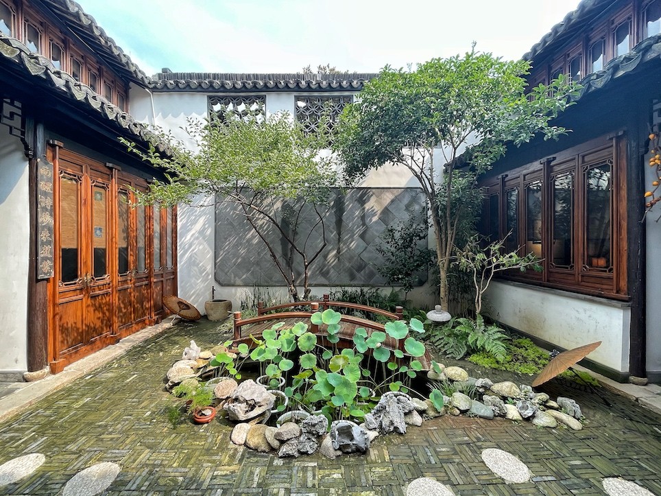 Escape to Jing Ting, a Zhujiajiao Ancient Town Retreat