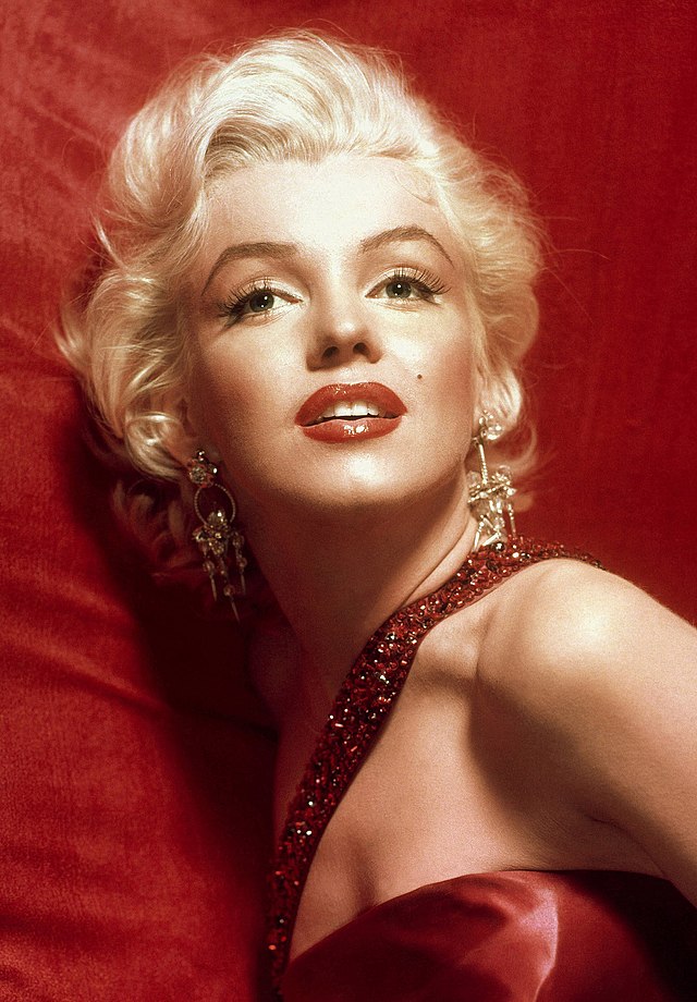 202201/640px-Marilyn_Monroe_in_How_to_Marry_a_Millionaire.jpeg