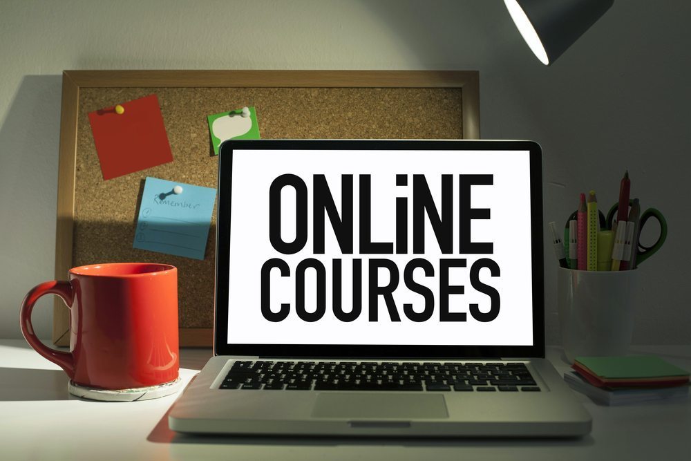 Top-Advantages-Of-Online-Courses-Every-Student-Has-To-Know-1.jpg