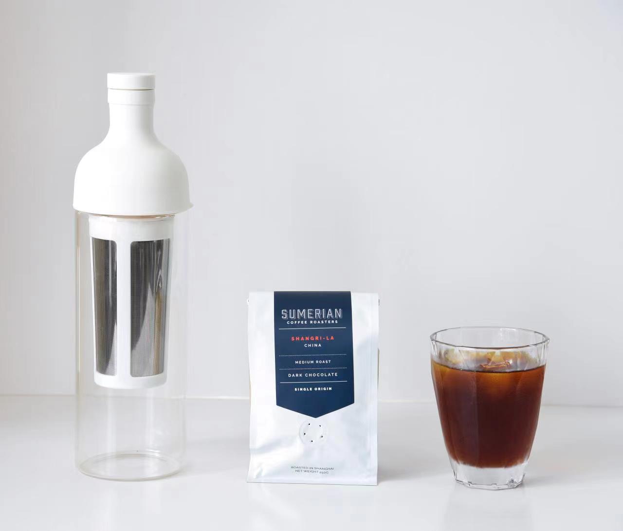 Cold Brew Coffee Made Simple with This Sleek Brewing Kit
