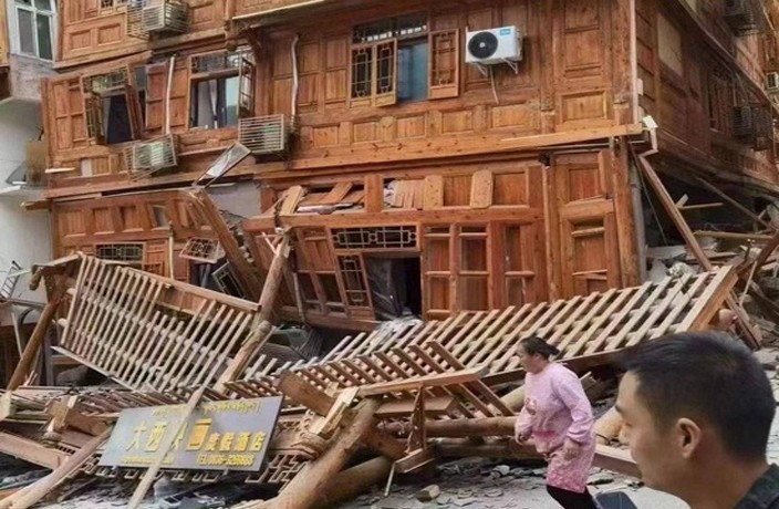 WATCH: Earthquake Rocks Sichuan Province, 65 Confirmed Deaths