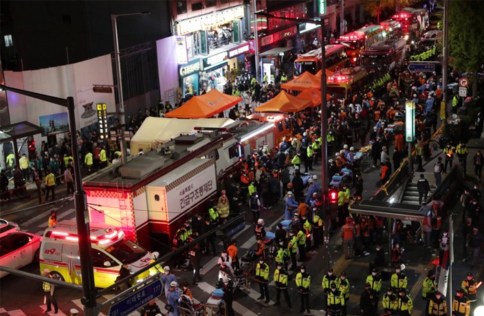 Four Chinese Nationals Die in Seoul Halloween Stampede