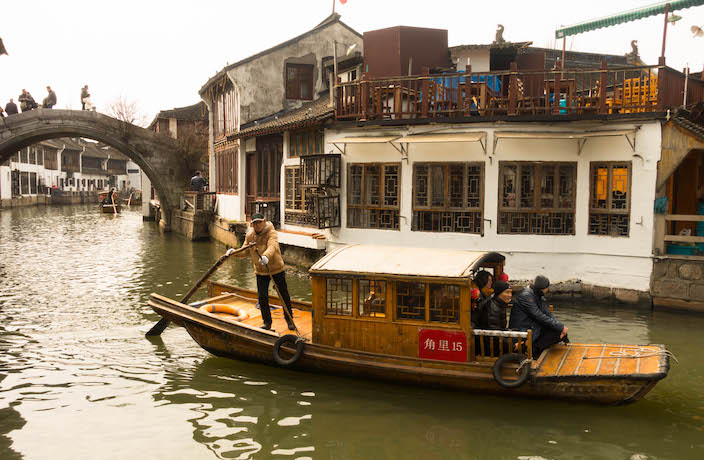 Shanghai Day Trip: Zhujiajiao Ancient Water Town