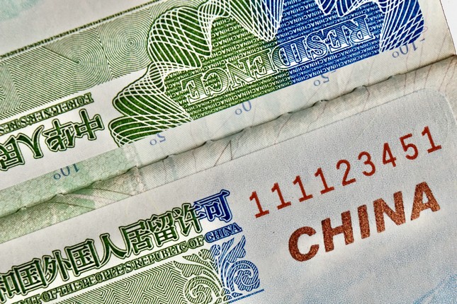 中国简化美国人的签证申请——这就是上海