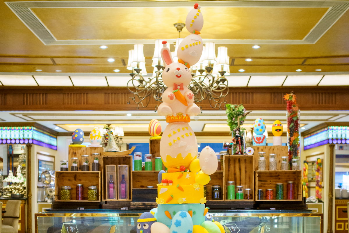 Happy-Easter-Buffet-at-Praha-Restaurante.jpg