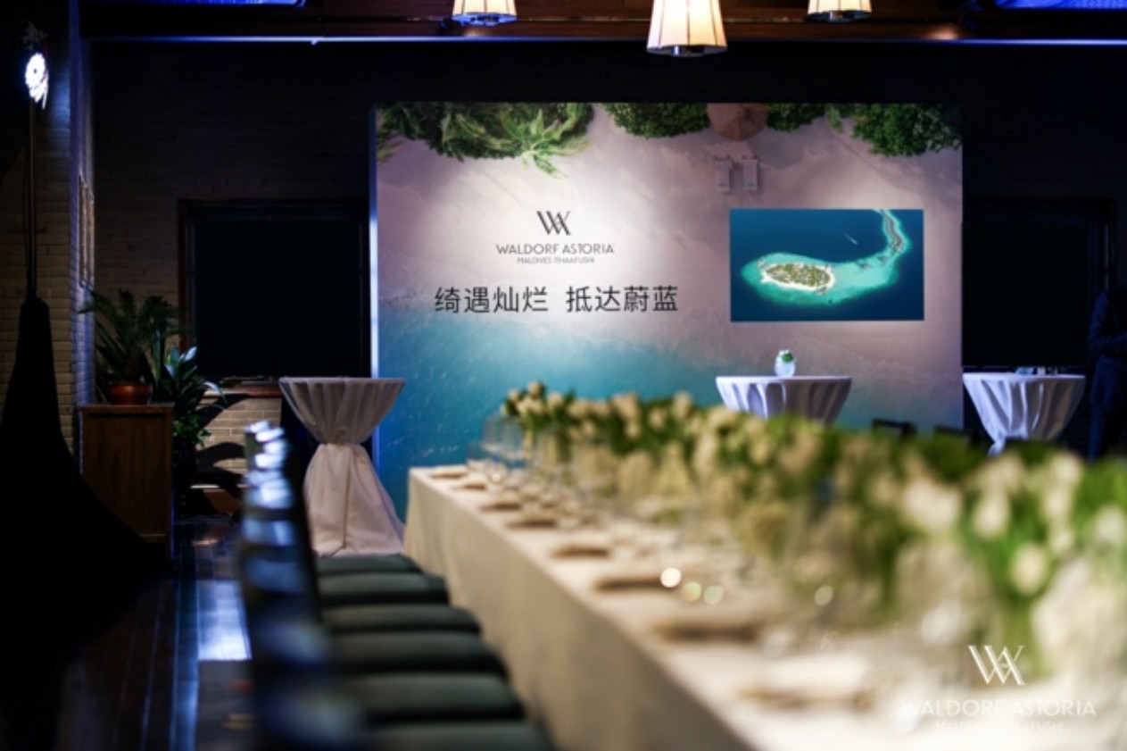 An Evening of Opulence: Embracing the Azure