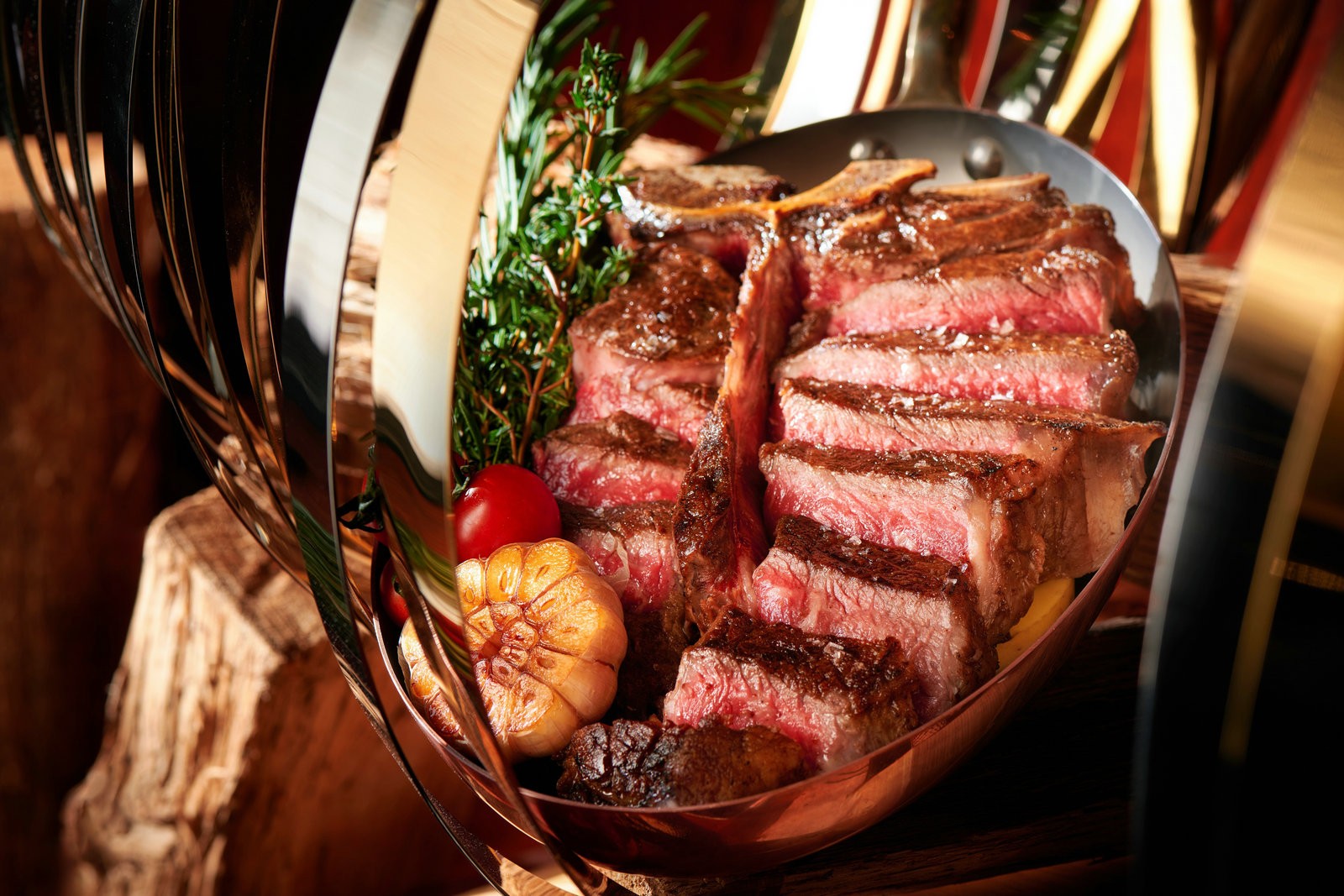 1-200-gram-thick-cut-T-bone-steak-1-200-T-.jpg