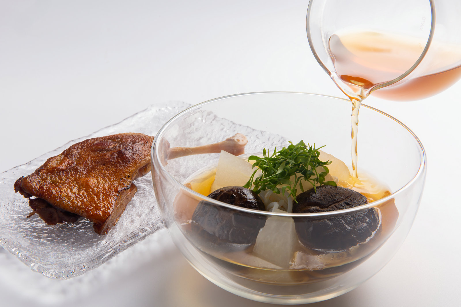 CONSOMM-02.jpg