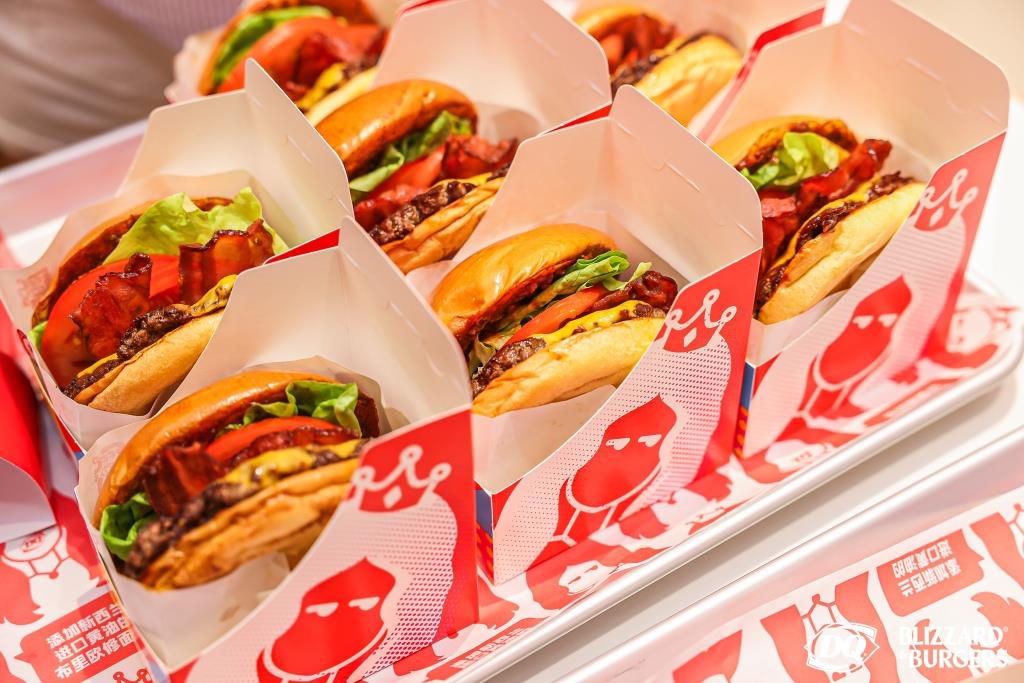 DQ China Launches 1st Burger Restaurant in Shanghai