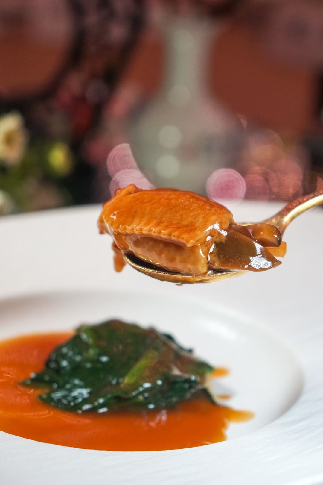 Braised-Chicken-Wing-Stuffed-with-Abalone-and-Mushroom-.jpg