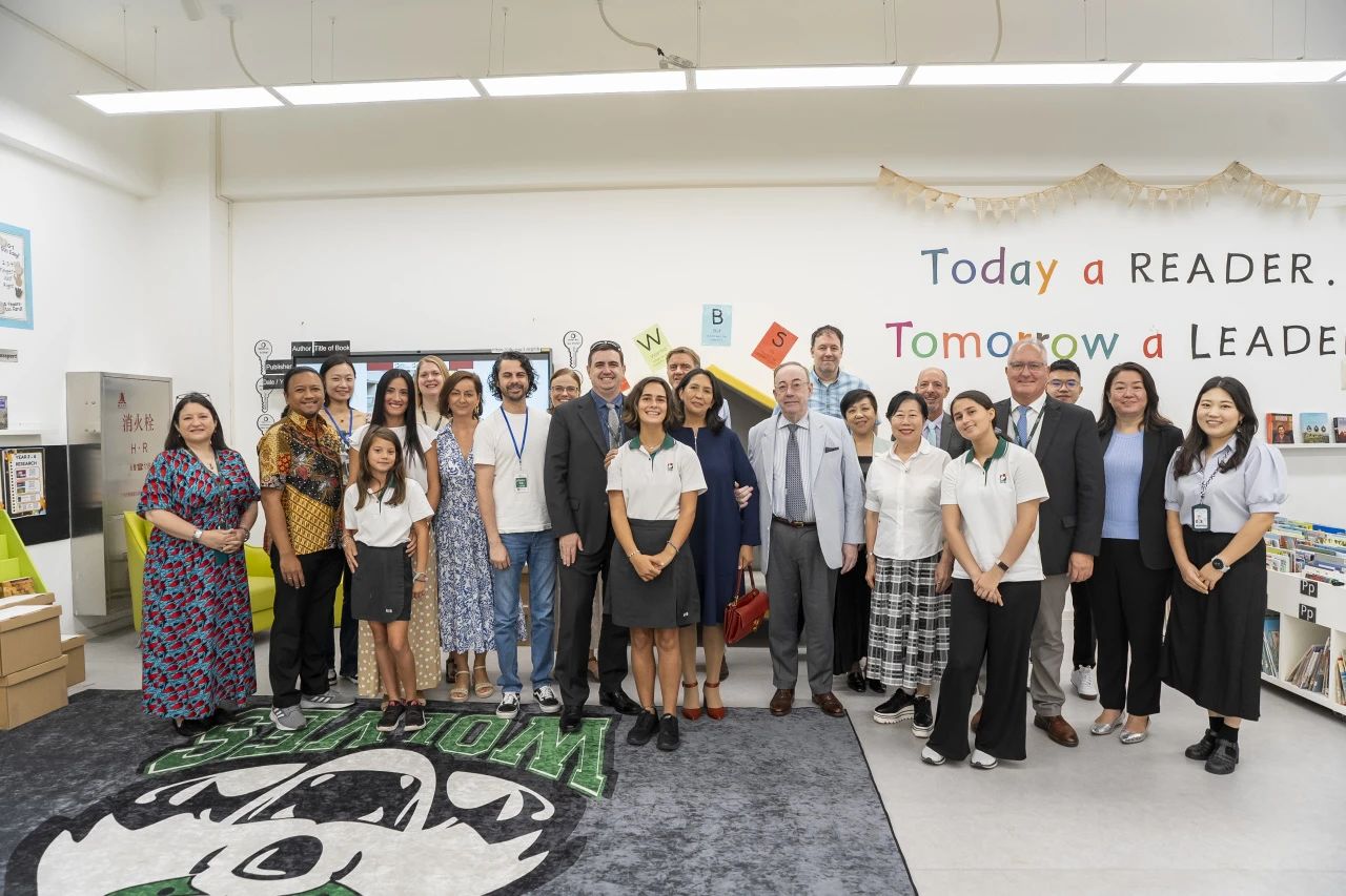 Spanish Consulate's Book Donation Sparks Excitement at UISG
