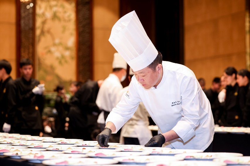 202409/Michelin-Guide-Chengdu-2025-Unveiled-at-Shangri-La-Chengdu-07.jpg
