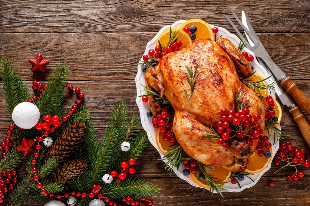 Christmas-Turkey-Pavo_Navideno-iStock-1169983677.jpg