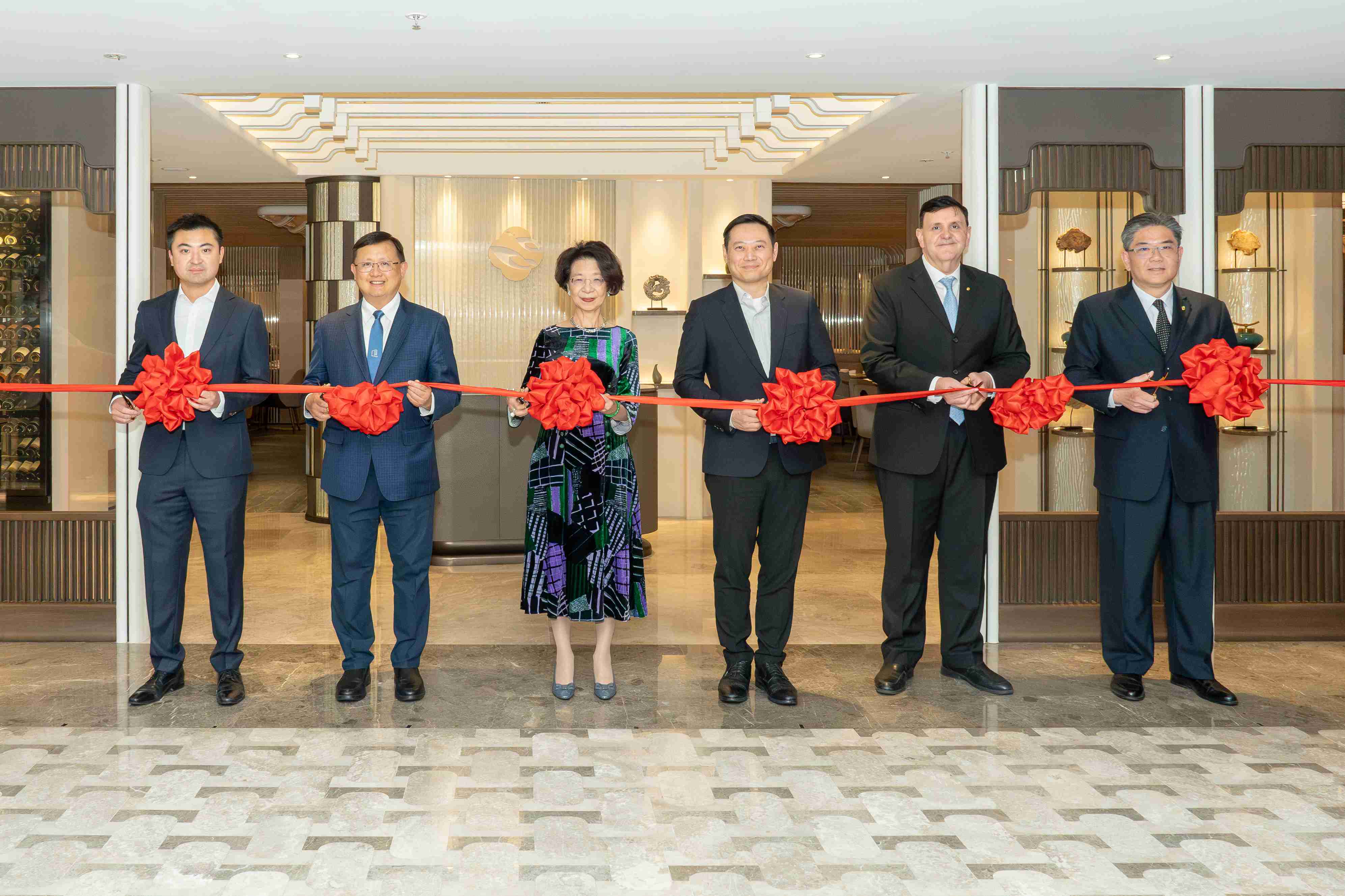 Left-to-Right---Mr-Eugene-Tang-Mr-Kennedy-Wong-Ms-Paddy-Lui-Mr-Caspar-Tsui-Mr-John-Drummond-Mr-Ivan-Cheung.jpg