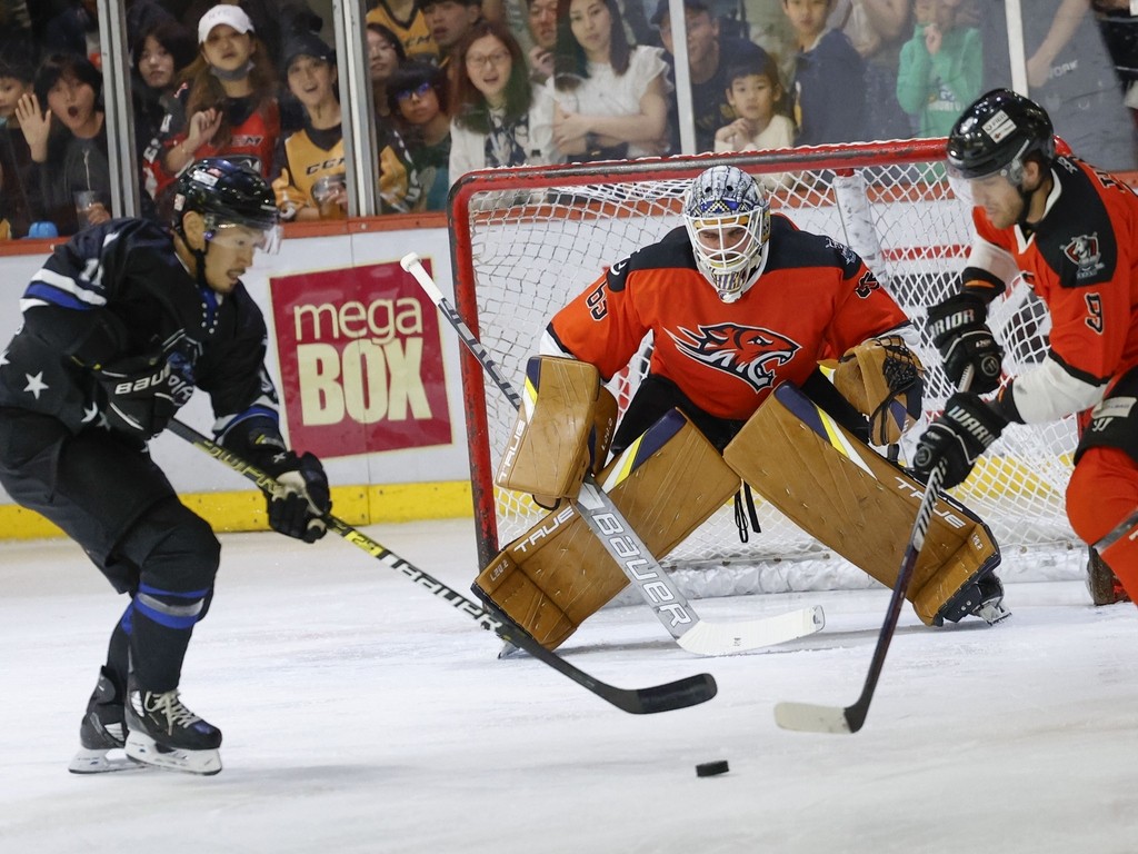 2025-Ice-Hockey-5-s.jpg