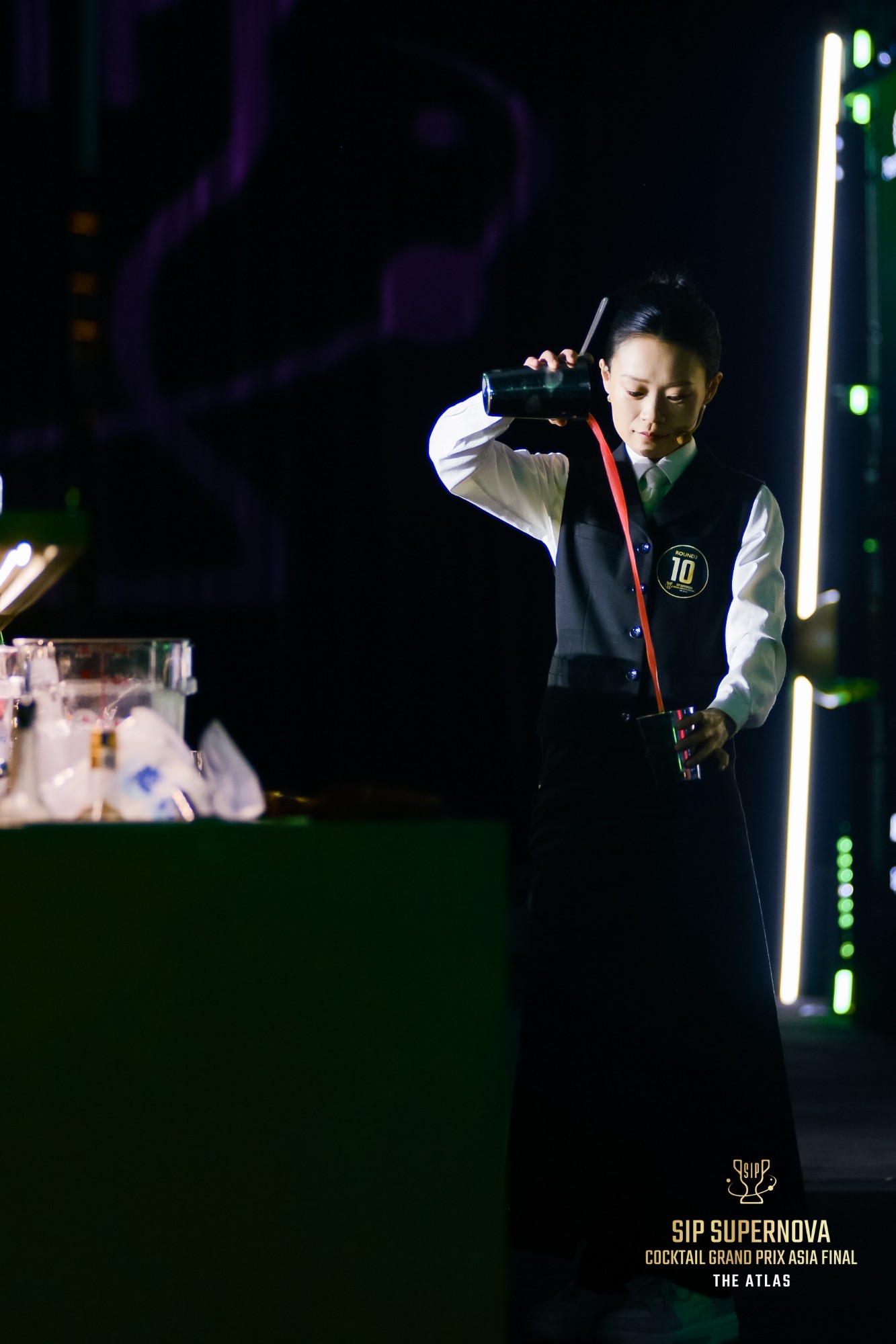 Sara-Wen-Mixing-Photo.jpg