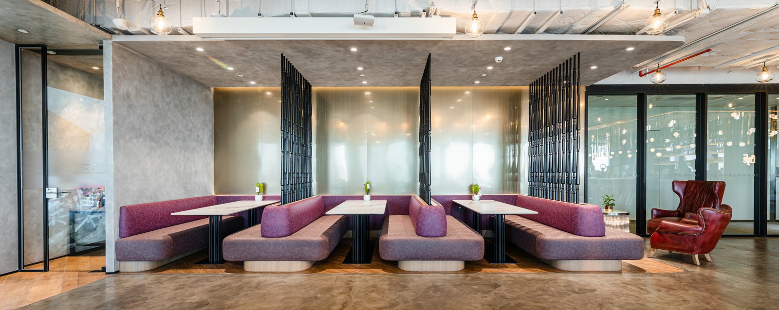 38F-Lounge-Area-1-.jpg