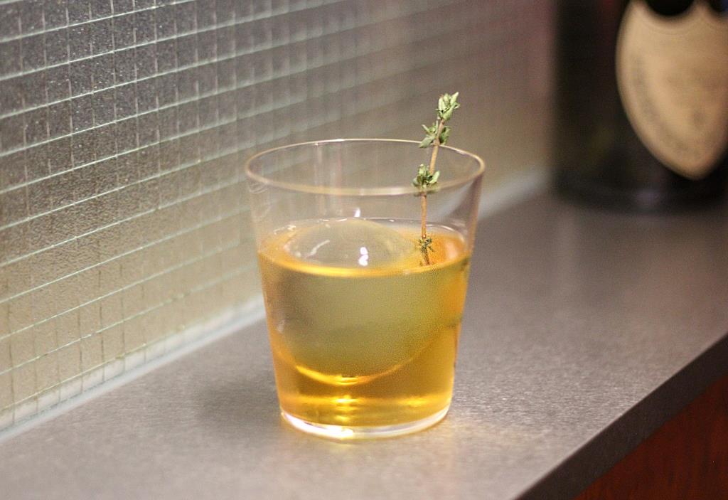 Pineapple-cocktail-Bar-OJ-2-.jpg