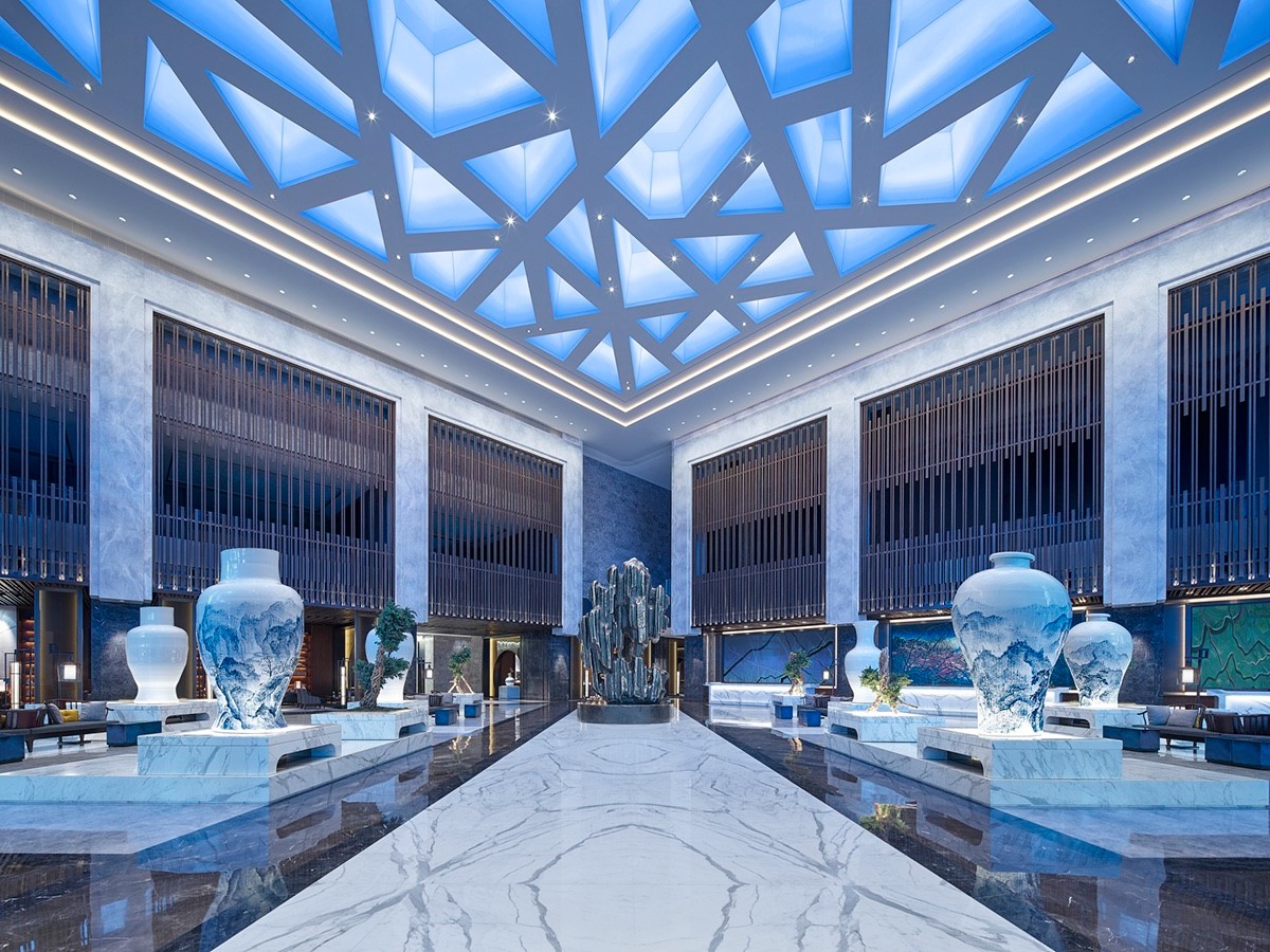 NUO Hotel Beijing’s 10-Year Blue & White Porcelain Brunch Feast