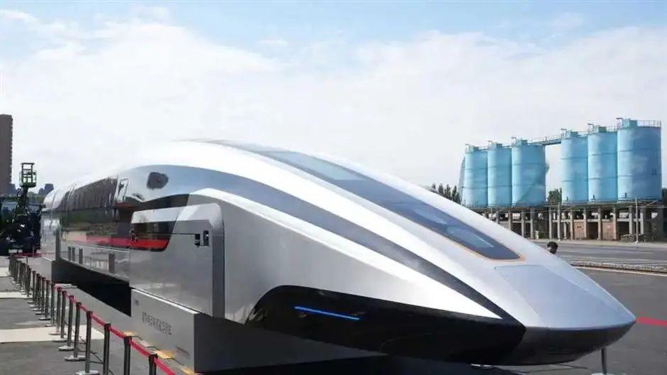 Shanghai-Beijing in 2.5 Hours on New Maglev Train