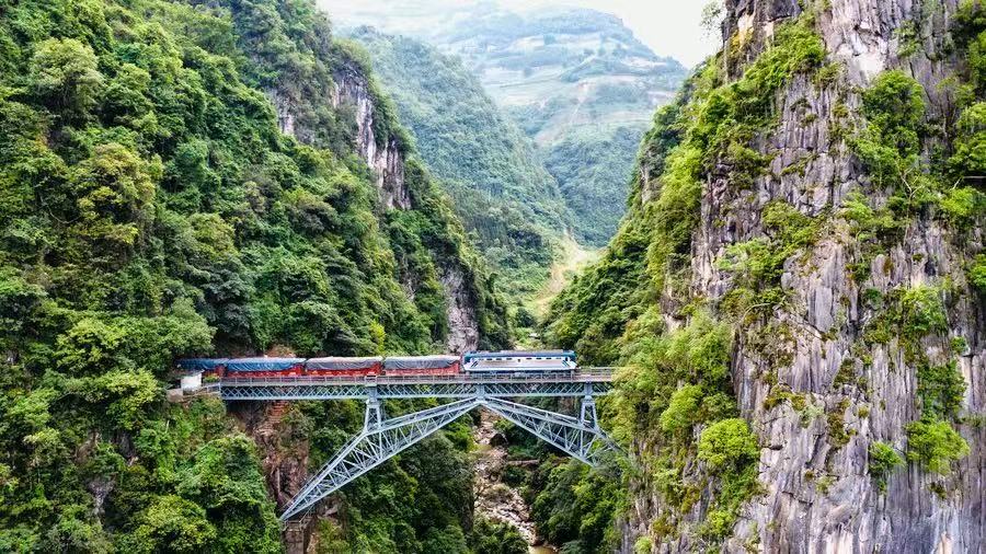 Travel Deals: Yunnan-Vietnam Railway Trip + More!