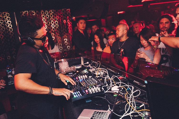 Felix da Housecat at Bar Rouge